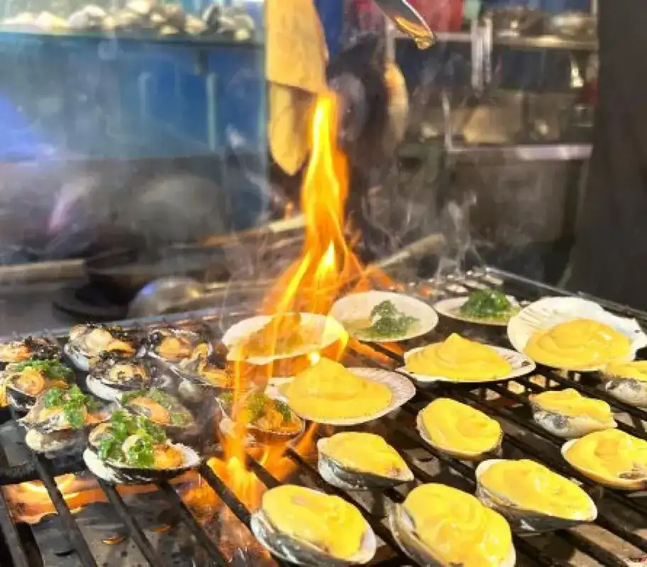 Vietnamese food and coffee culture